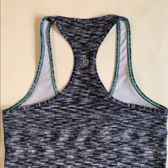 🍋Lululemon Tank - Picture 3 of 3